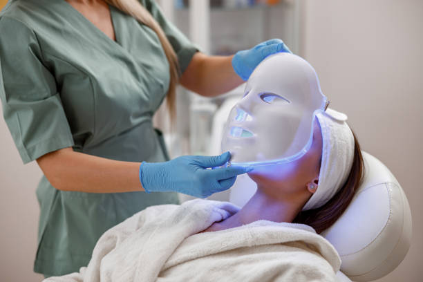 Omnilux Mask
